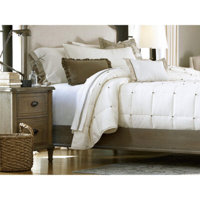 Curated Nightstand 7 Curated Nightstand 326350 326 BR RS01 210 350 150 u vm 001 crop 002