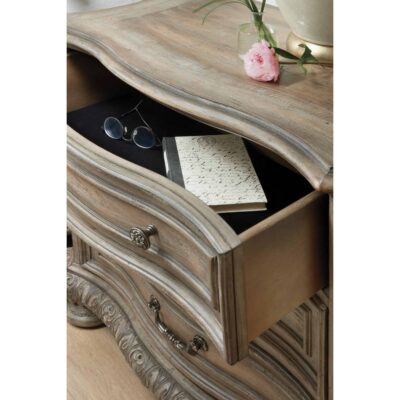 Castella Three Drawer Nightstand 5 Castella Three Drawer Nightstand 5878-90016-80 5878 90016 80 detail
