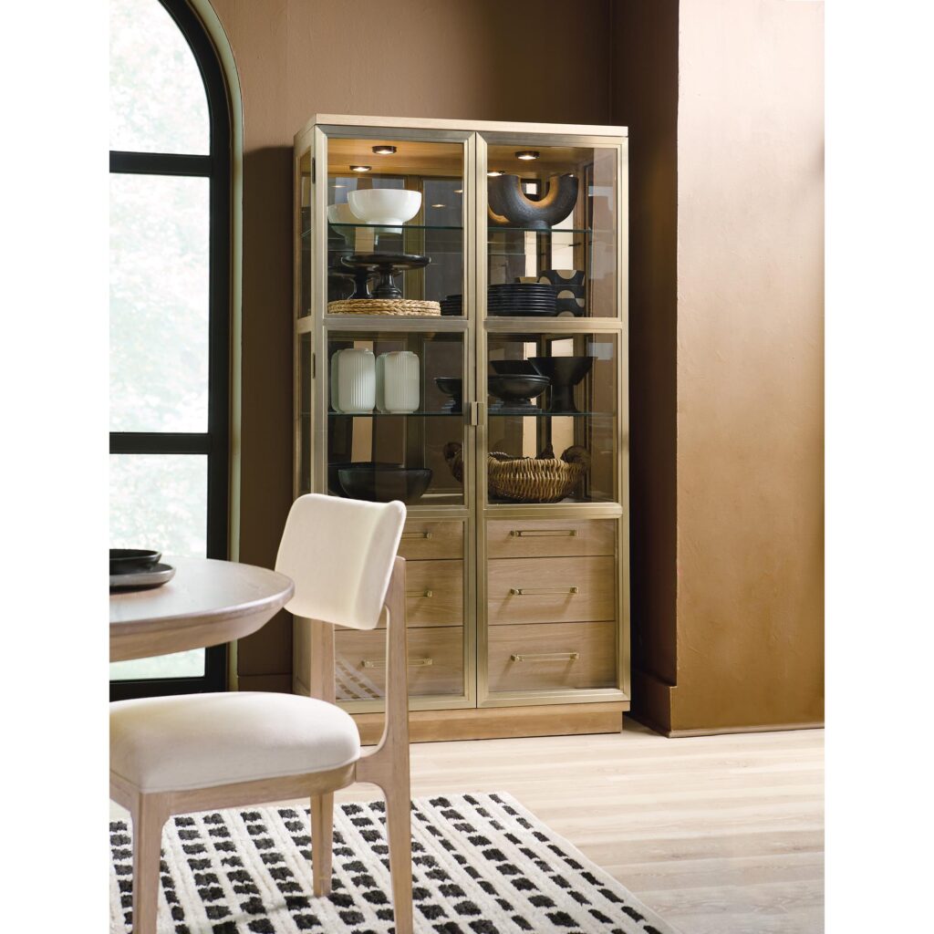 Banyon Bay Display Cabinet - Image 8