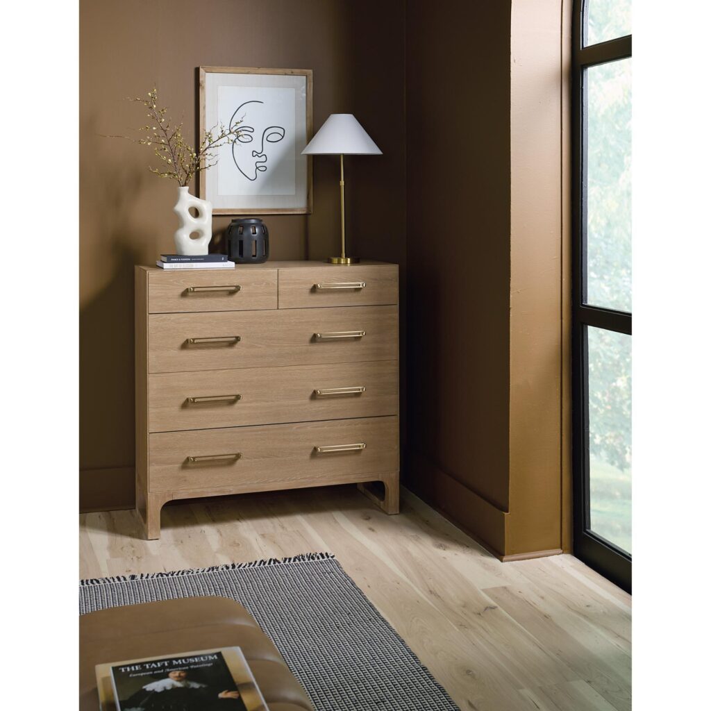 Banyon Bay Five Drawer Dresser - Image 5