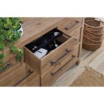 Vineyard Row Seven-Drawer Dresser GCSR5576 6952 90002 80 detail