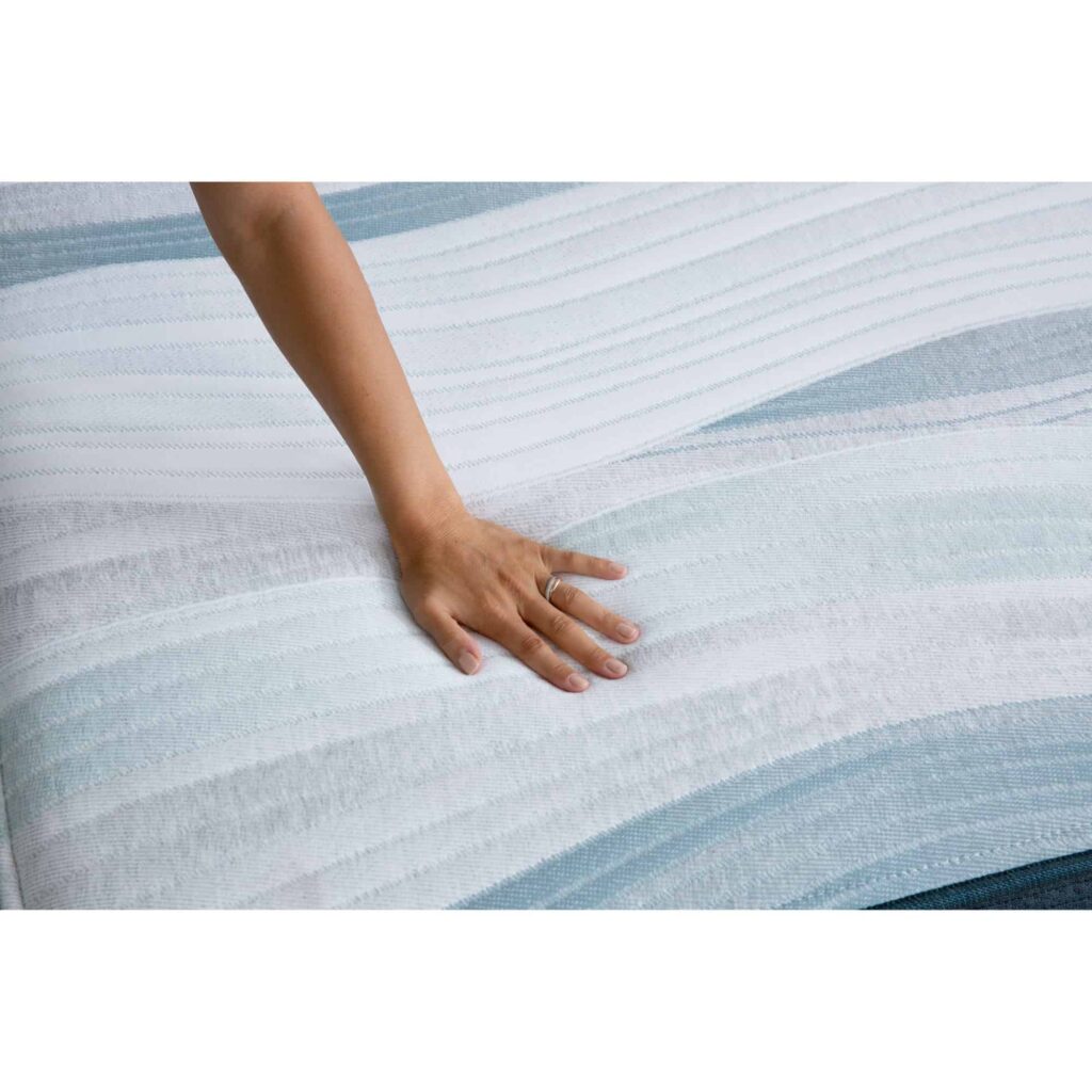 Beautyrest Harmony Lux Hybrid Ivory Isle Plush Twin XL Mattress - Image 4