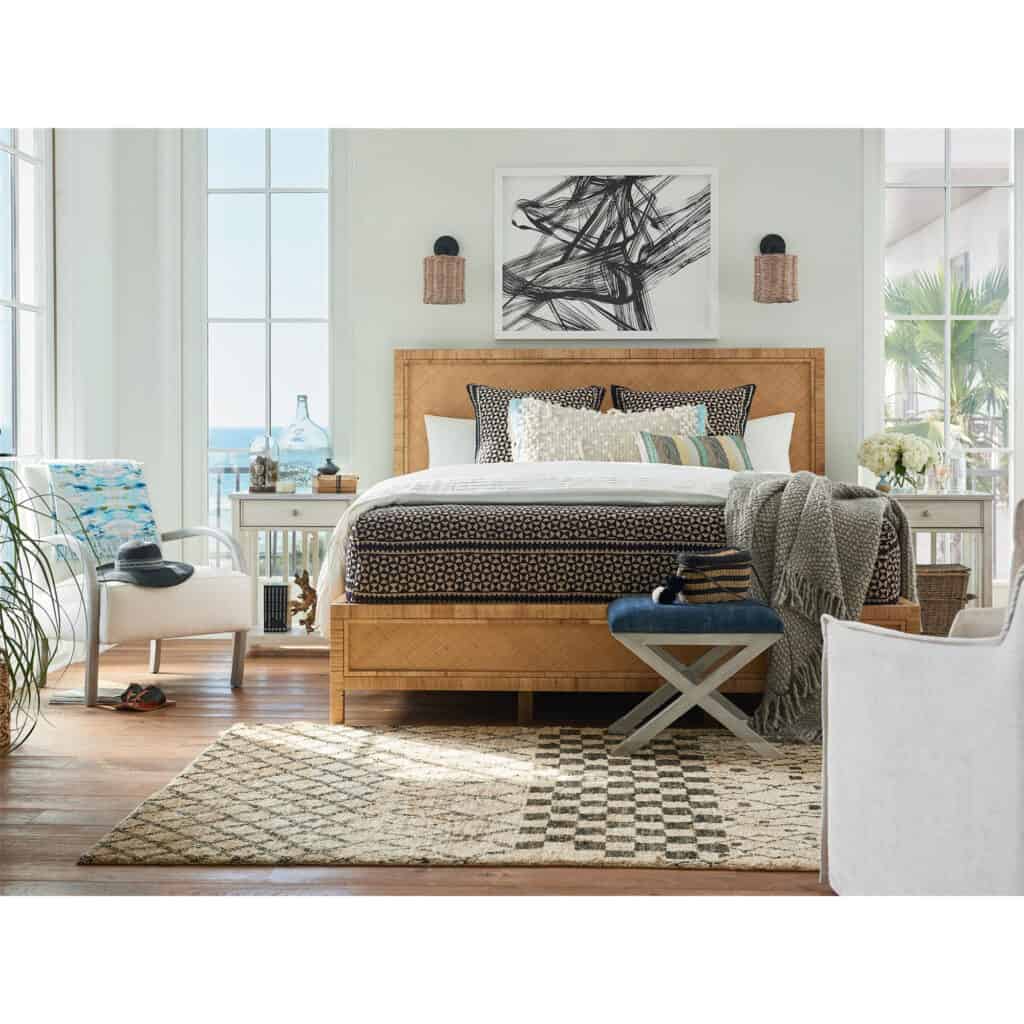 Escape-Coastal Living Long Key Queen Bed 833310B 833 RS36 320B