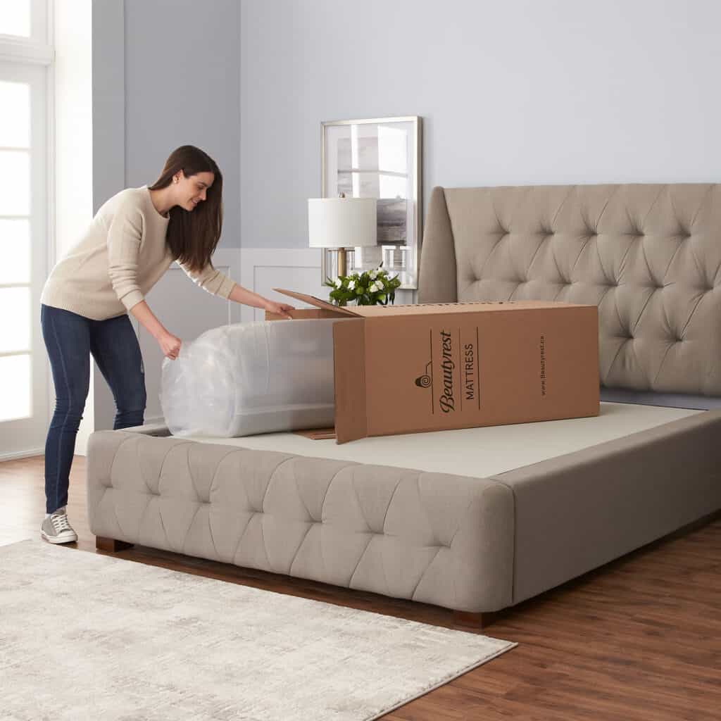 Beautyrest 10 Inch Firm Gel Memory Foam King Mattress - Image 7