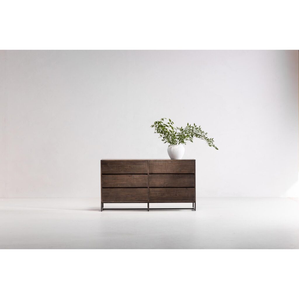 Elena Dresser - Image 6
