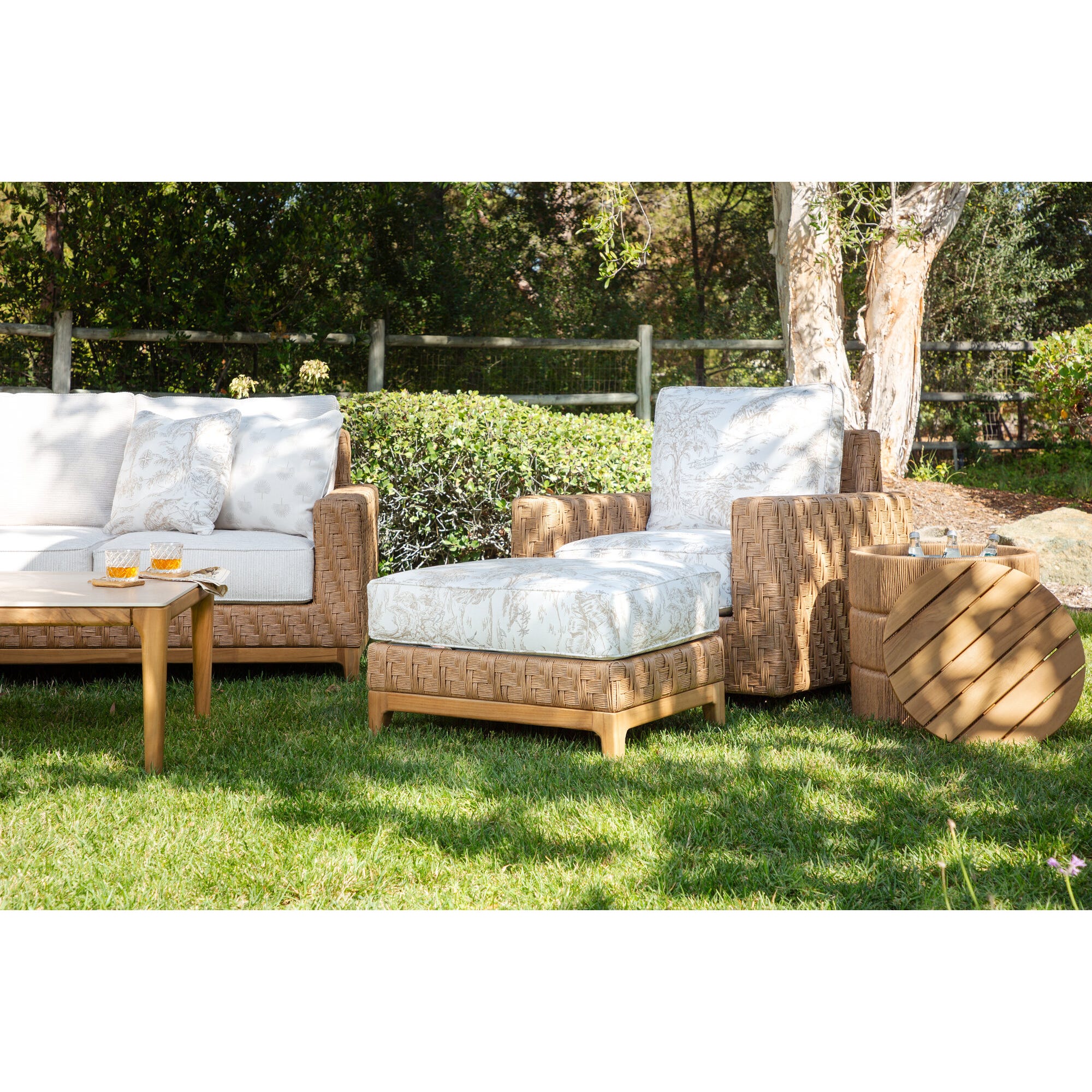 Avalon Wicker Storage End Table 7 Avalon Wicker Storage End Table - Image 7