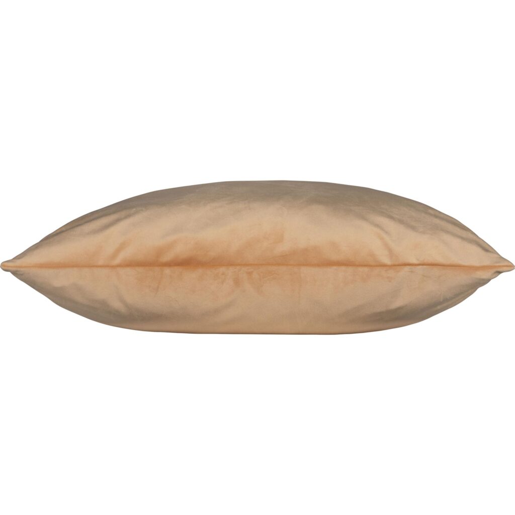Kristy Pillow - Image 3