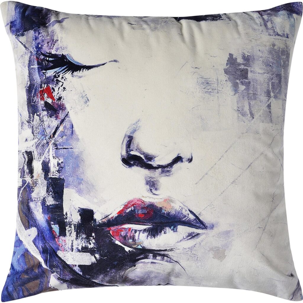 ANNIKA Pillow