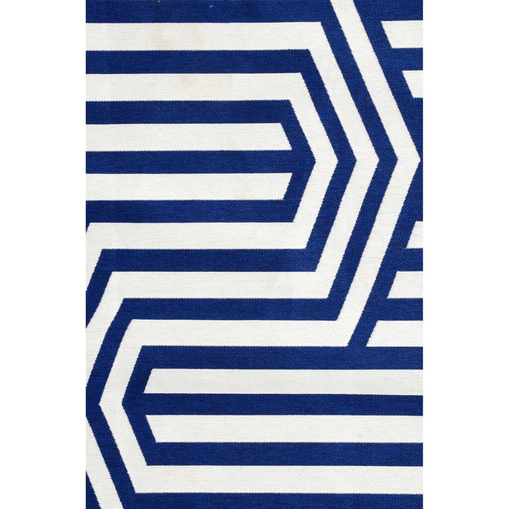 Bluebell 5' x 8' Rug - Image 2