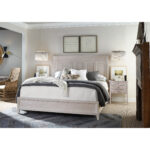 Modern Farmhouse Haines Queen Bed U011250B U011260