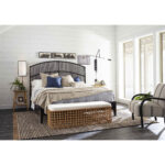 Getaway Coastal Living Blackadore Caye King Bed U033B220B U033220 RM