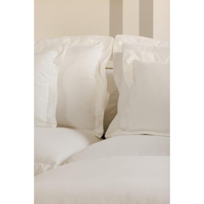 Olivia Ottoman Performance Fabric 13 Olivia Ottoman Performance Fabric UB-1024-18 UB 1024 18 31