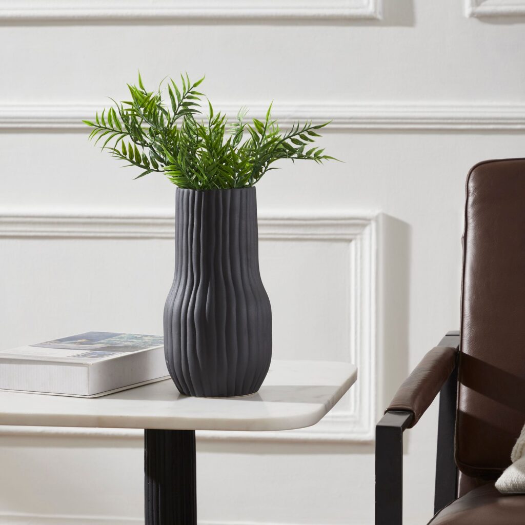 Nocera Vase - Image 5