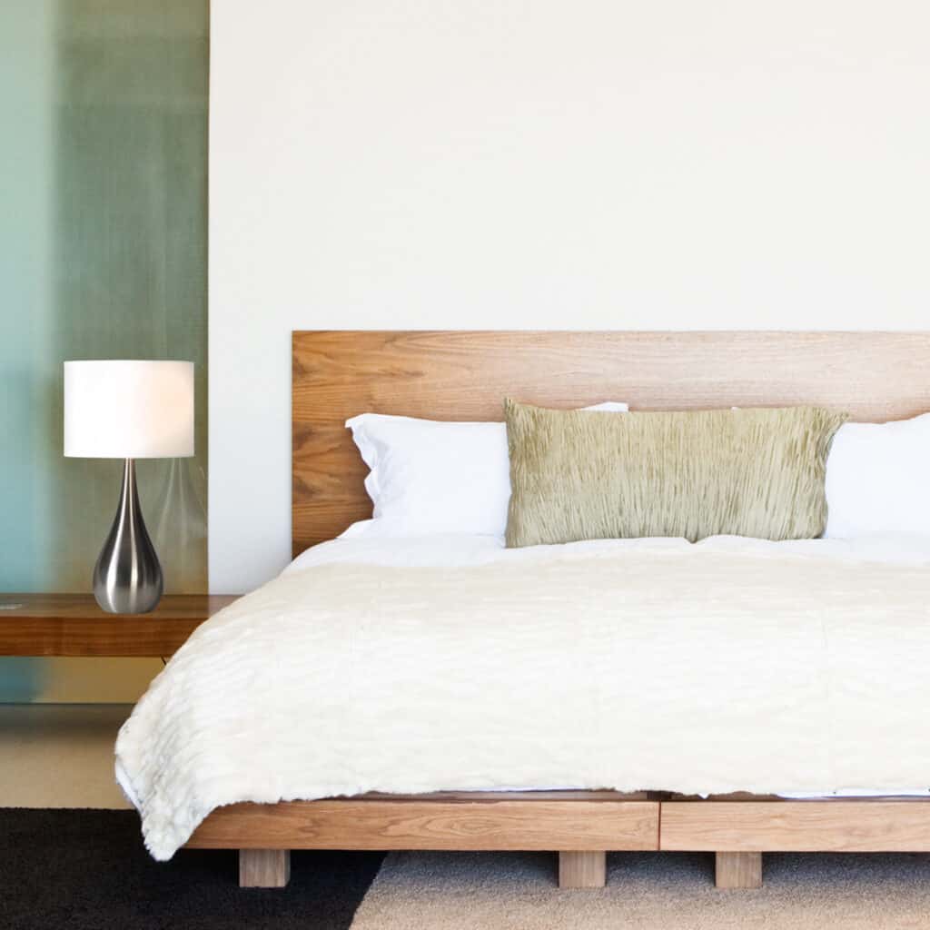 Alba Table Lamp - Image 2